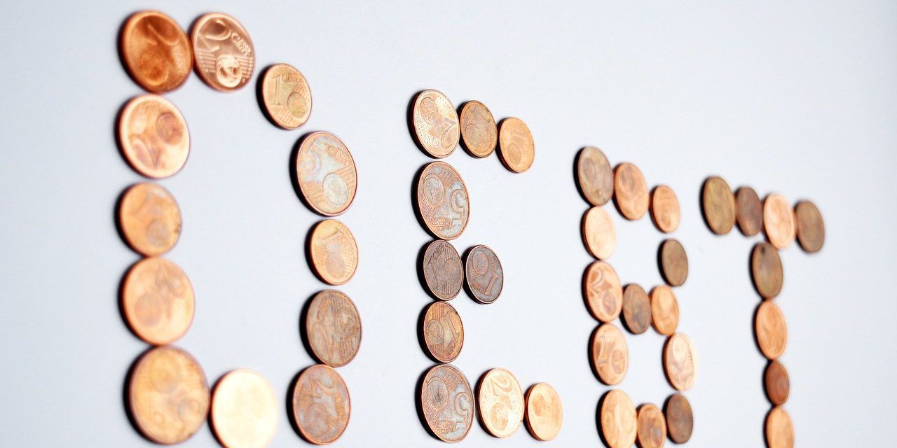 debt-2754176_1280