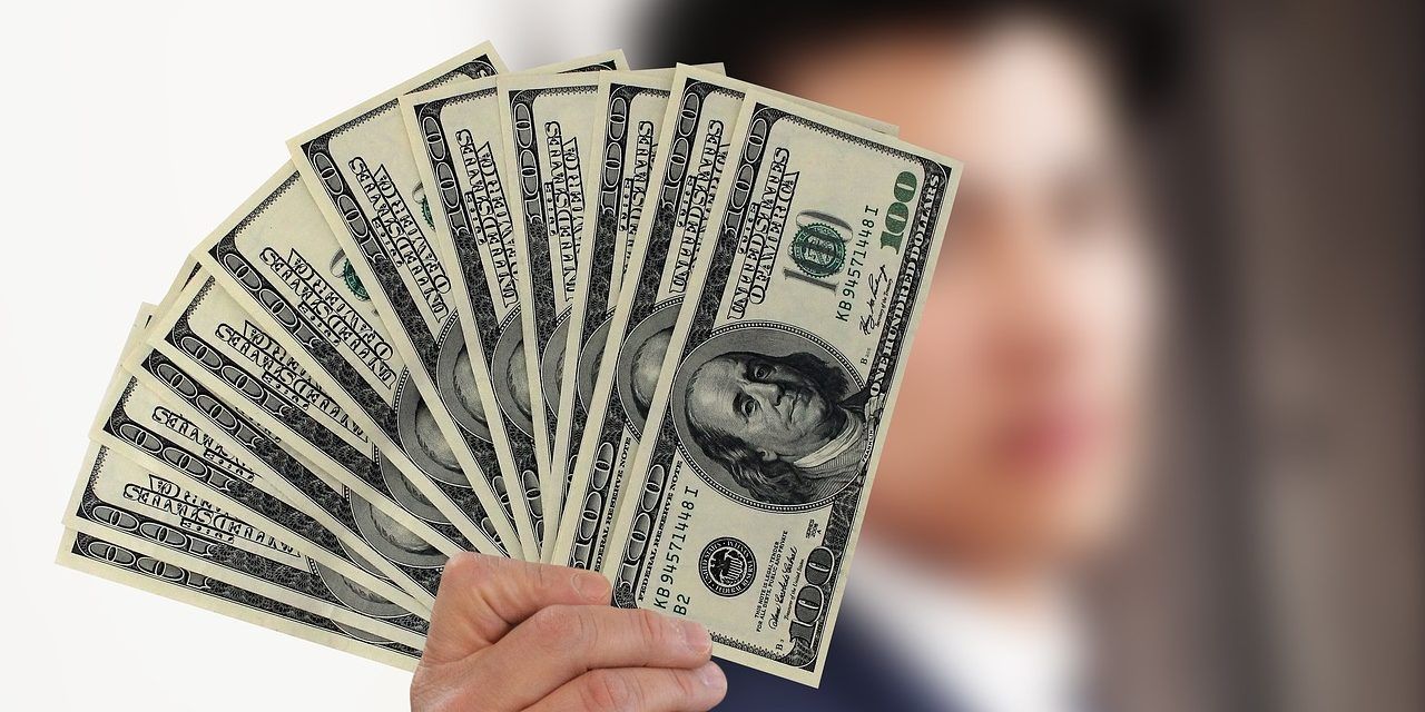 businessman-3950117_1280